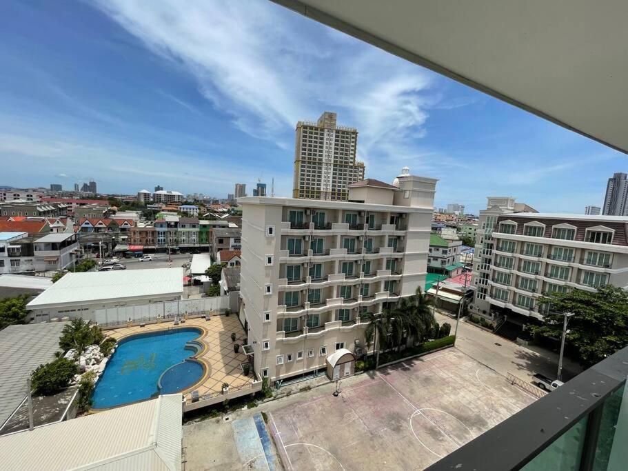 Getaway Studio In City Center Residence Pattaya Exterior foto